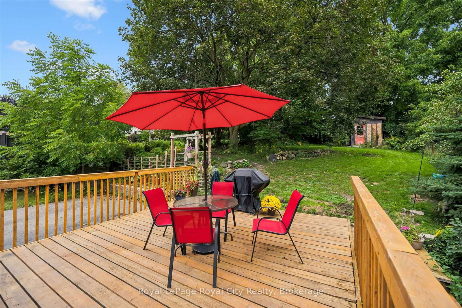 194 Grove Street • Guelph, ON photo 36