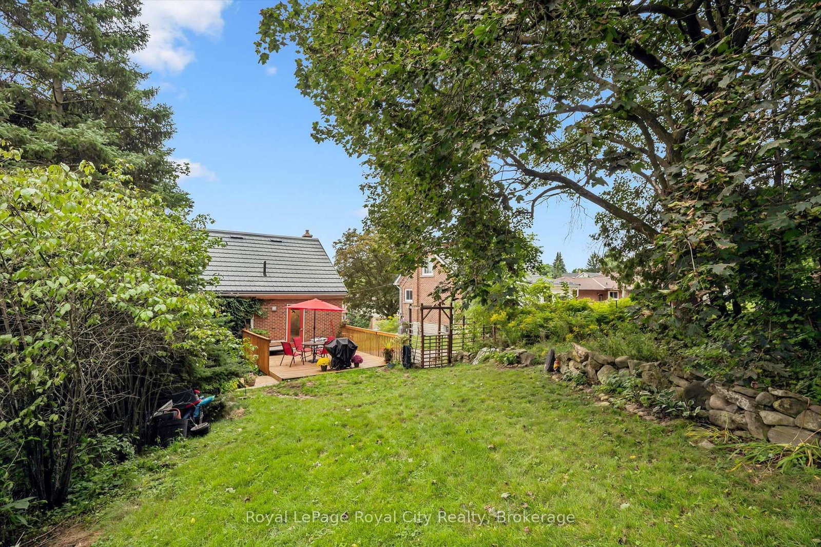 194 Grove Street • Guelph, ON photo 41