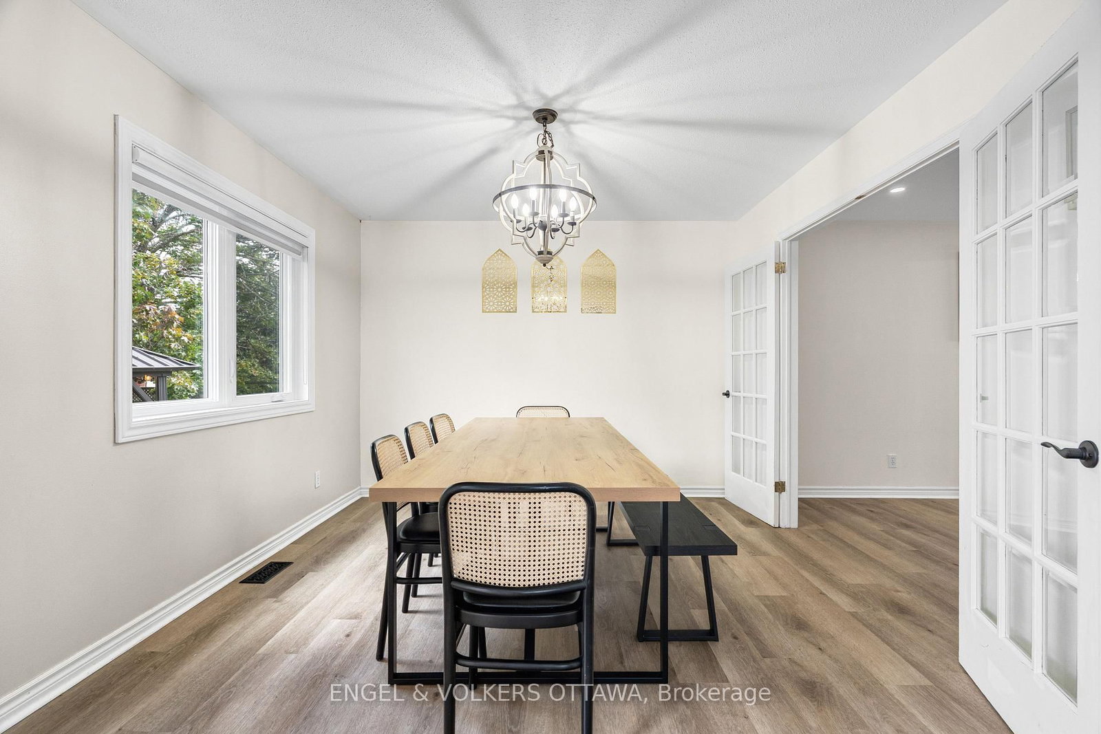 6529 Tooney Drive • Ottawa, ON photo 11