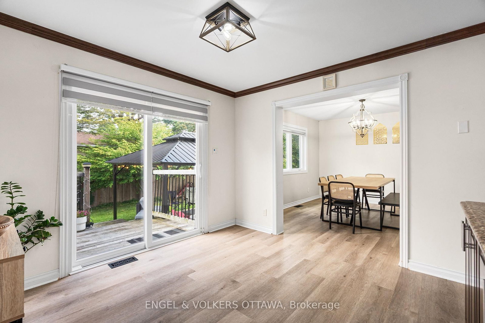 6529 Tooney Drive • Ottawa, ON photo 13