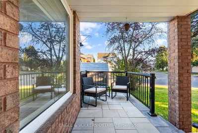 6529 Tooney Drive • Ottawa, ON photo 3
