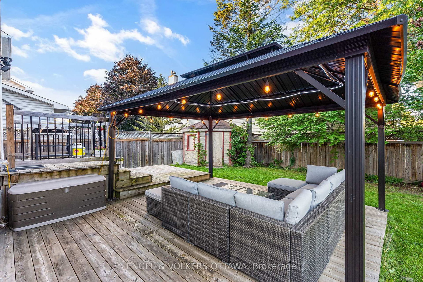 6529 Tooney Drive • Ottawa, ON photo 32