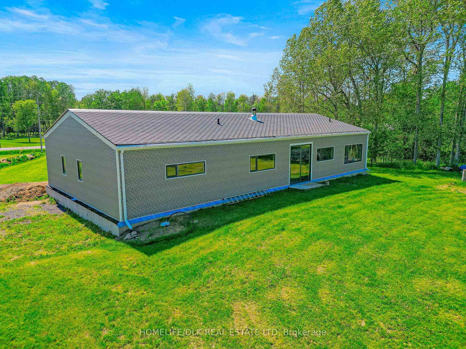 2805 Rocky Road • Augusta, ON photo 2