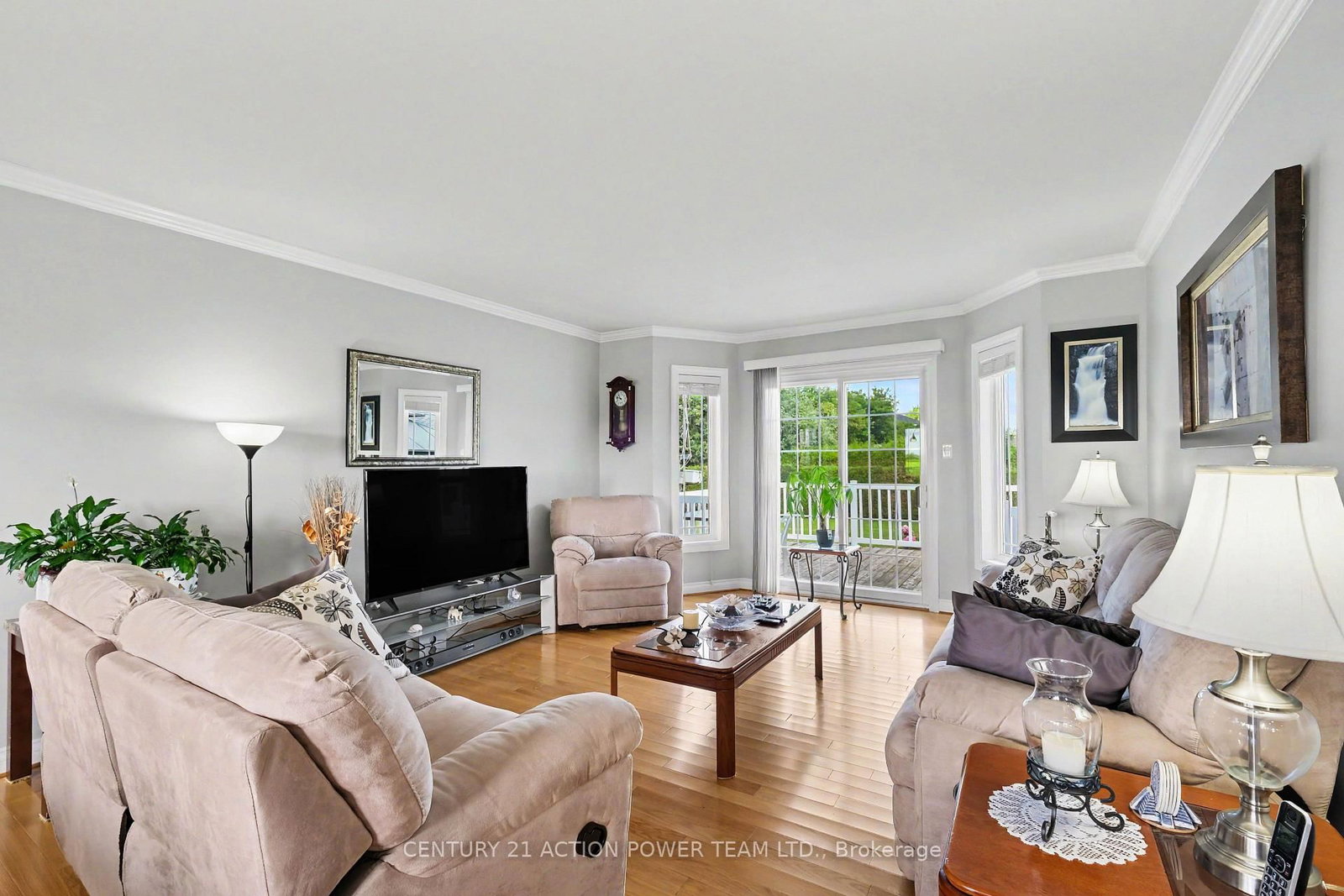 19 Crysler Station Road • North Stormont, ON photo 4