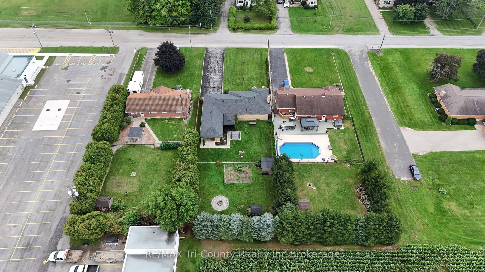 34 Albert Street • Norfolk, ON photo 12