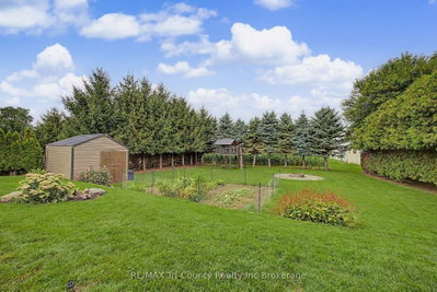 34 Albert Street • Norfolk, ON photo 9