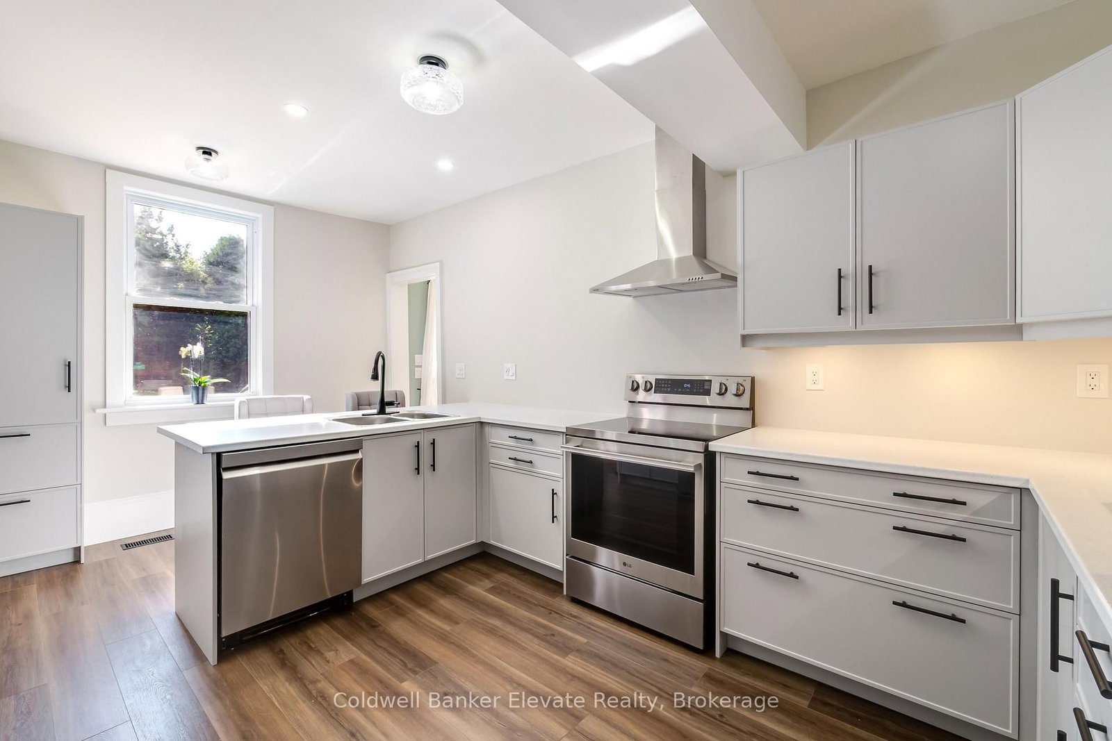 1914 Bruce 33 Road • Saugeen Shores, ON photo 6