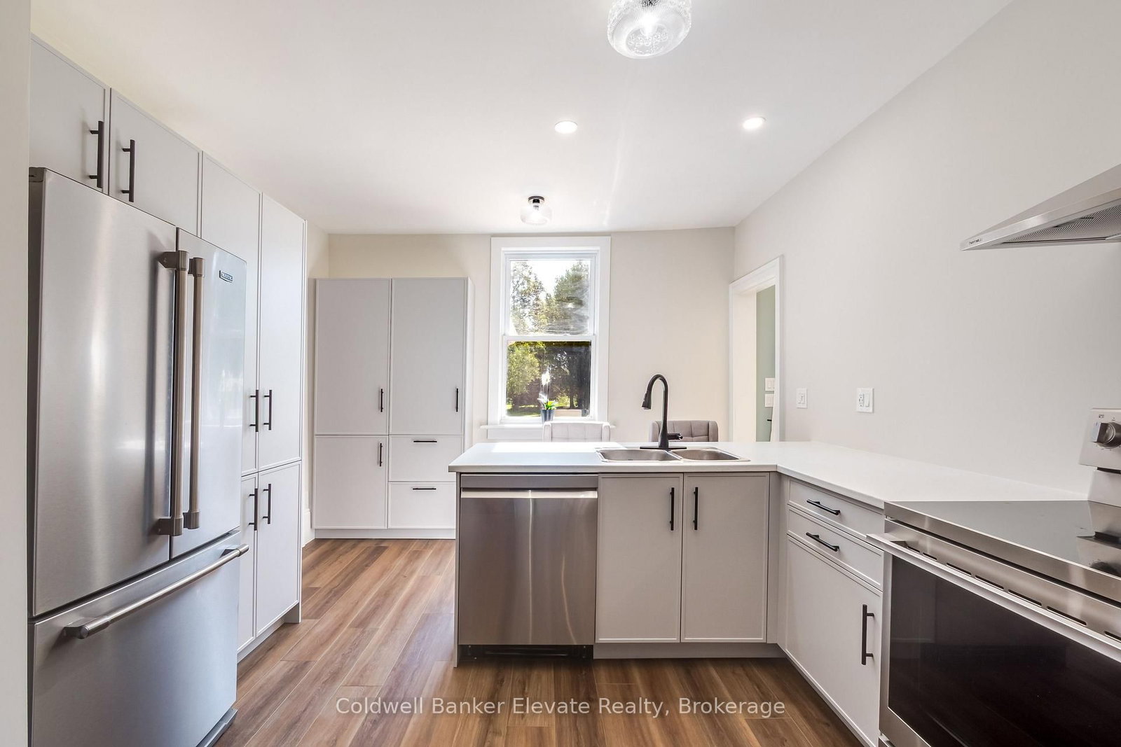 1914 Bruce 33 Road • Saugeen Shores, ON photo 8