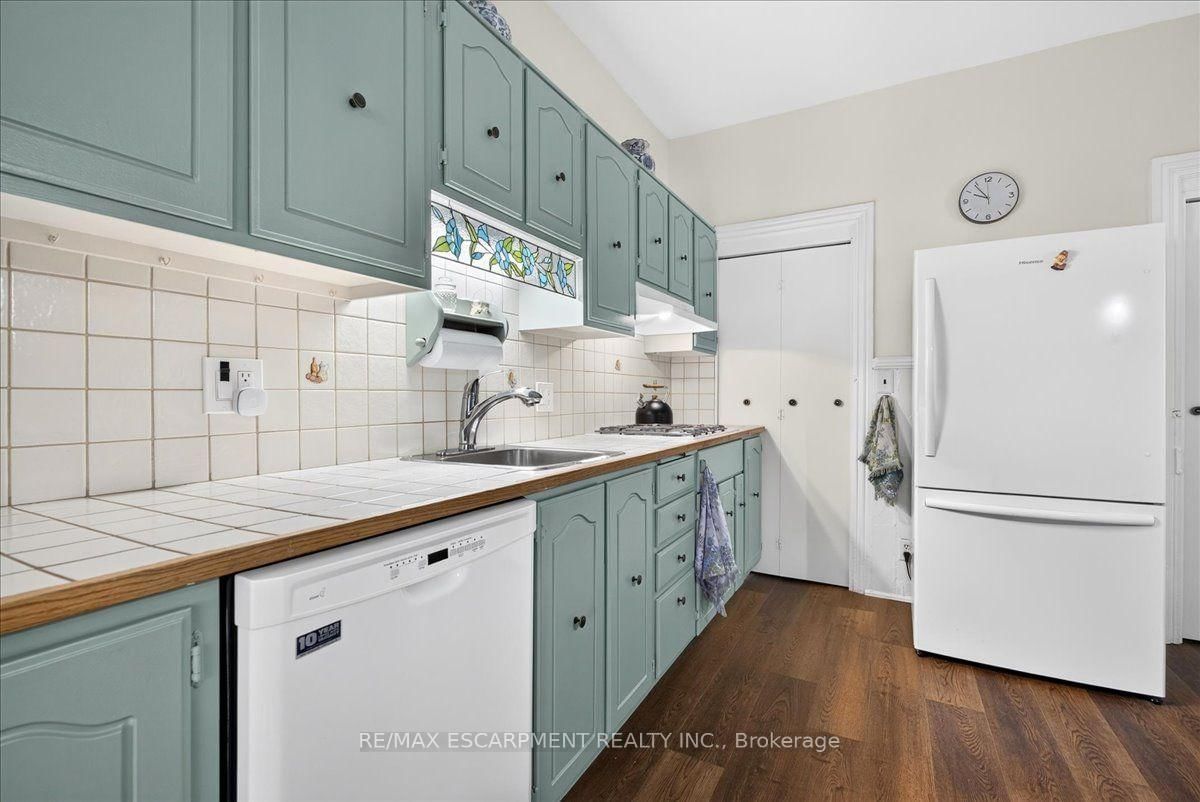 139 Queen Street S • Hamilton, ON photo 11