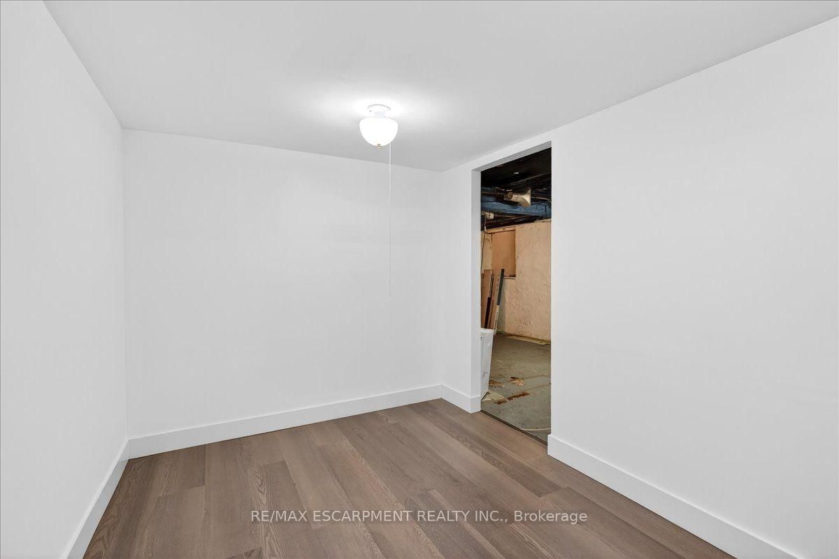 139 Queen Street S • Hamilton, ON photo 26