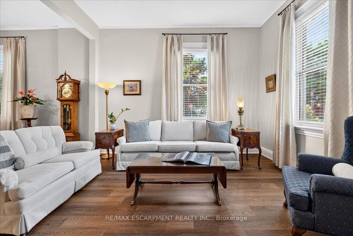 139 Queen Street S • Hamilton, ON photo 5