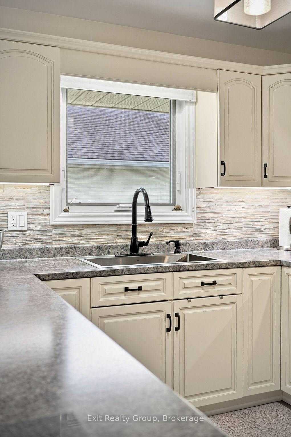 6 Heritage Drive • Prince Edward County, ON photo 19