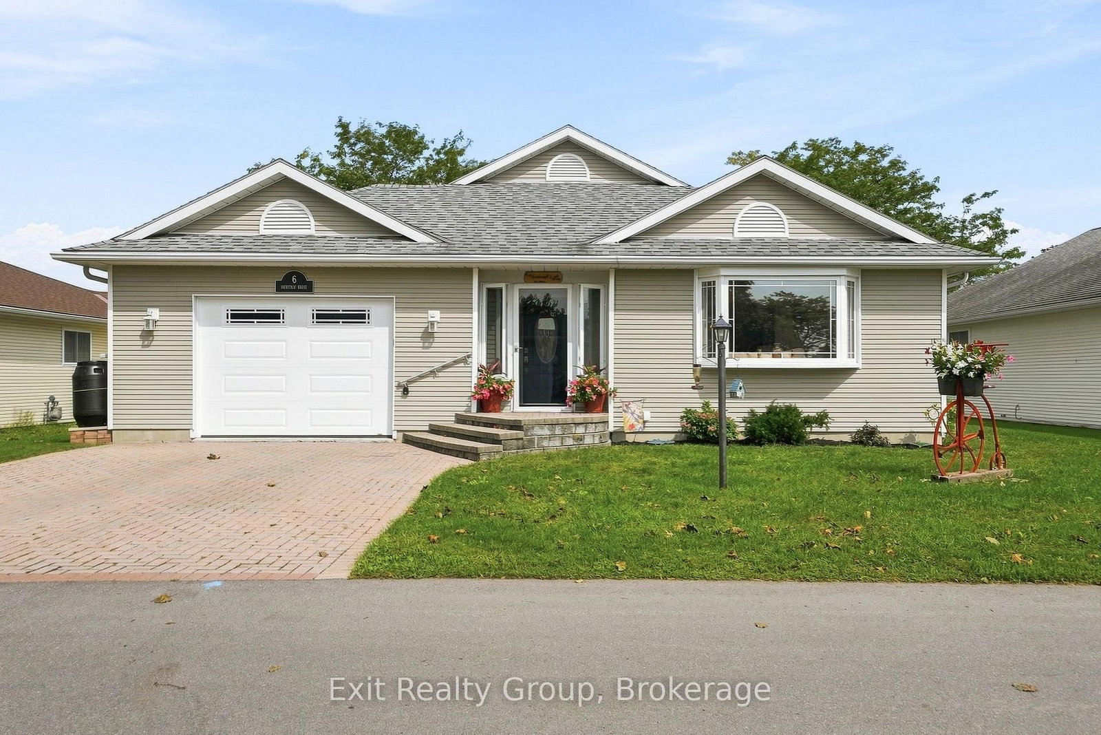 6 Heritage Drive • Prince Edward County, ON photo 4