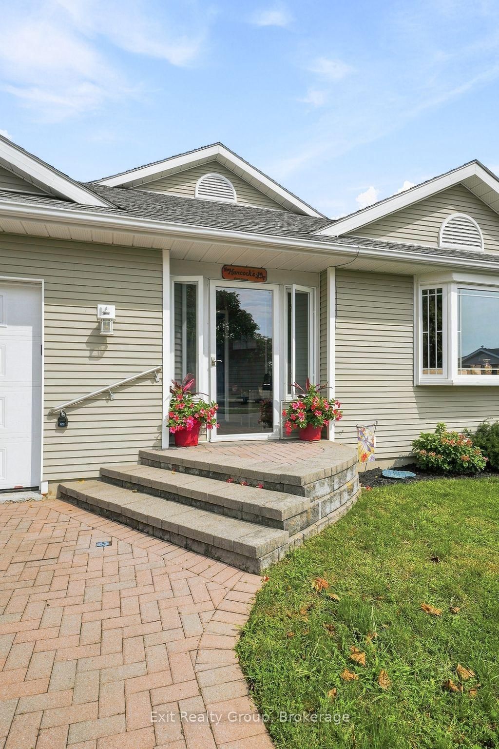 6 Heritage Drive • Prince Edward County, ON photo 6