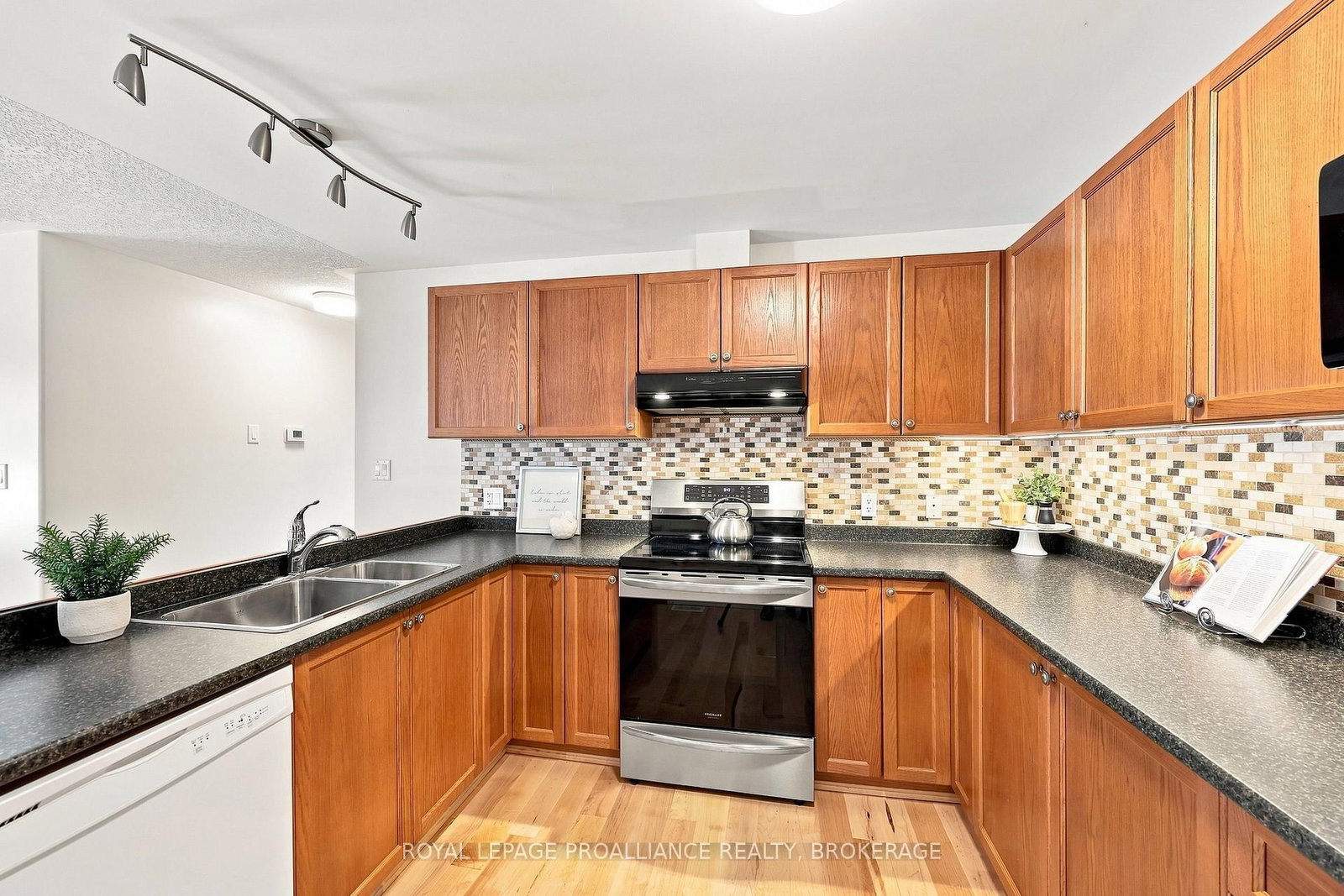 69 Wiley Street • Kingston, ON photo 15