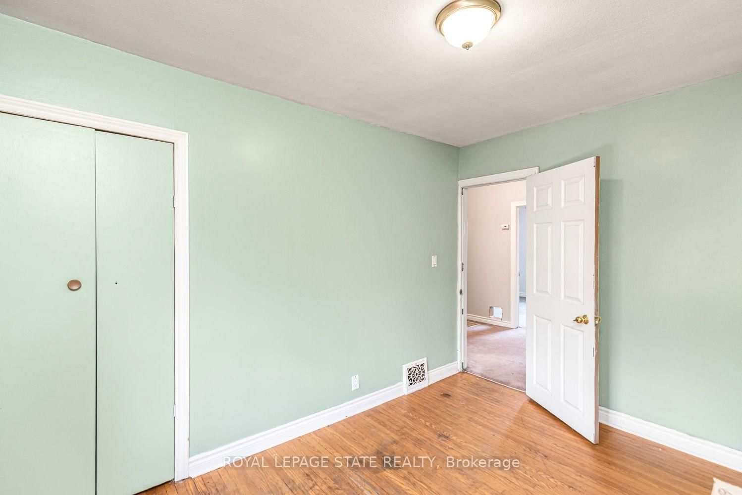 75 Kensington Avenue N • Hamilton, ON photo 26