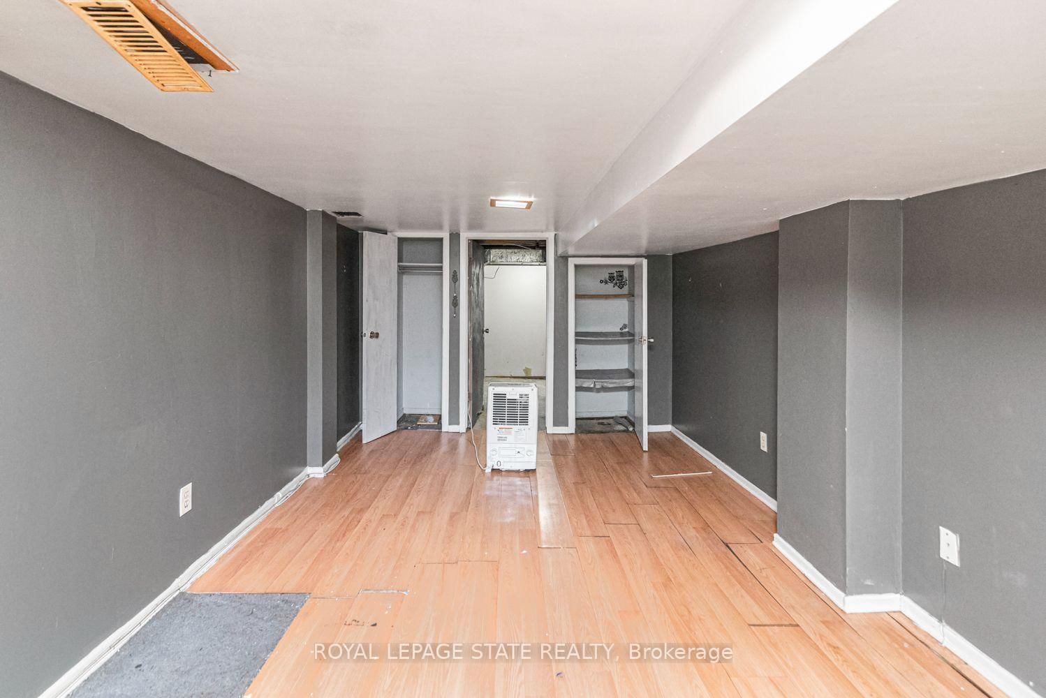 75 Kensington Avenue N • Hamilton, ON photo 44
