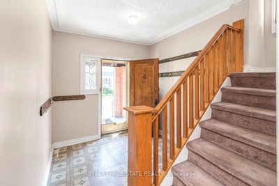 75 Kensington Avenue N • Hamilton, ON photo 9
