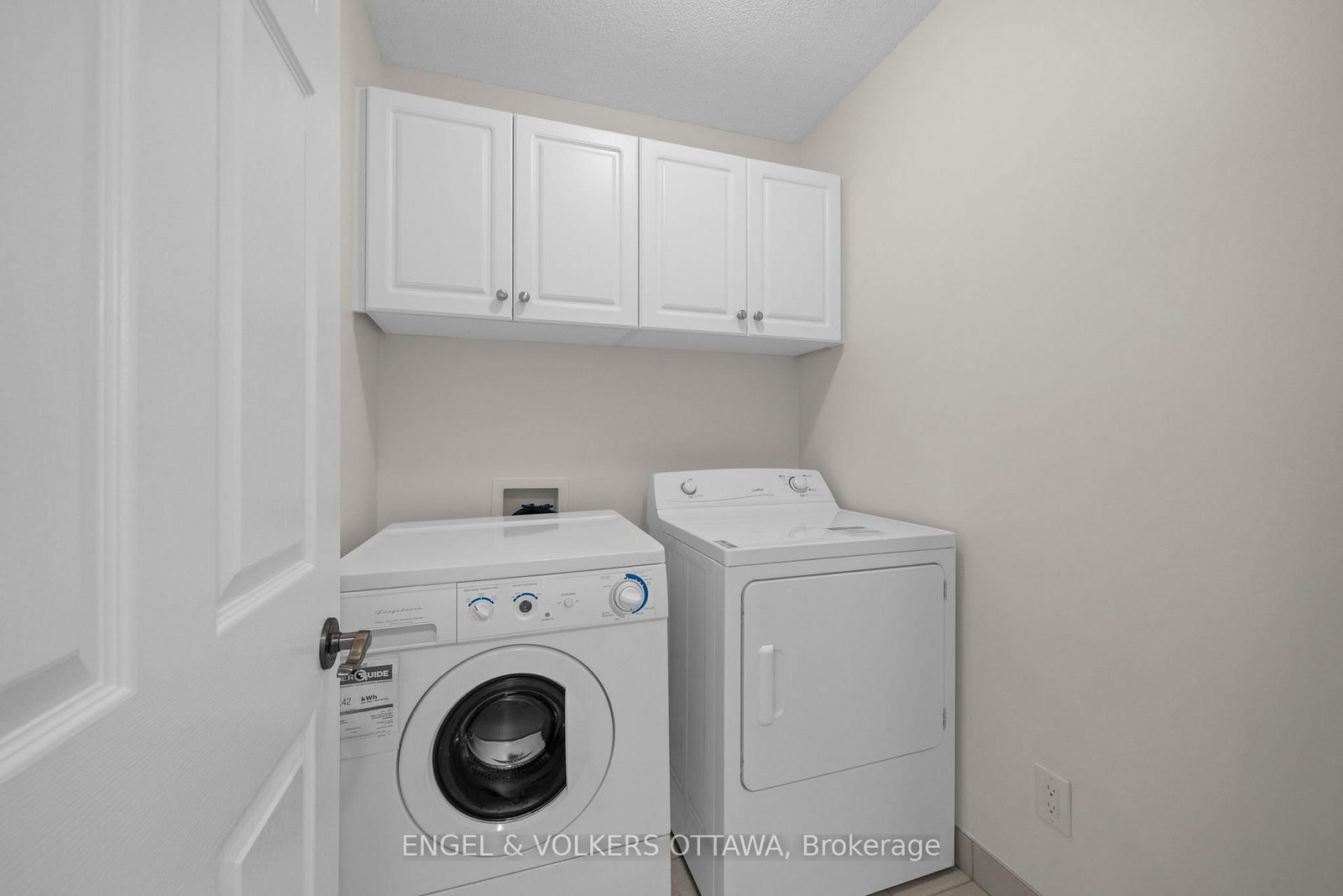 268 Horseshoe Crescent • Ottawa, ON photo 22