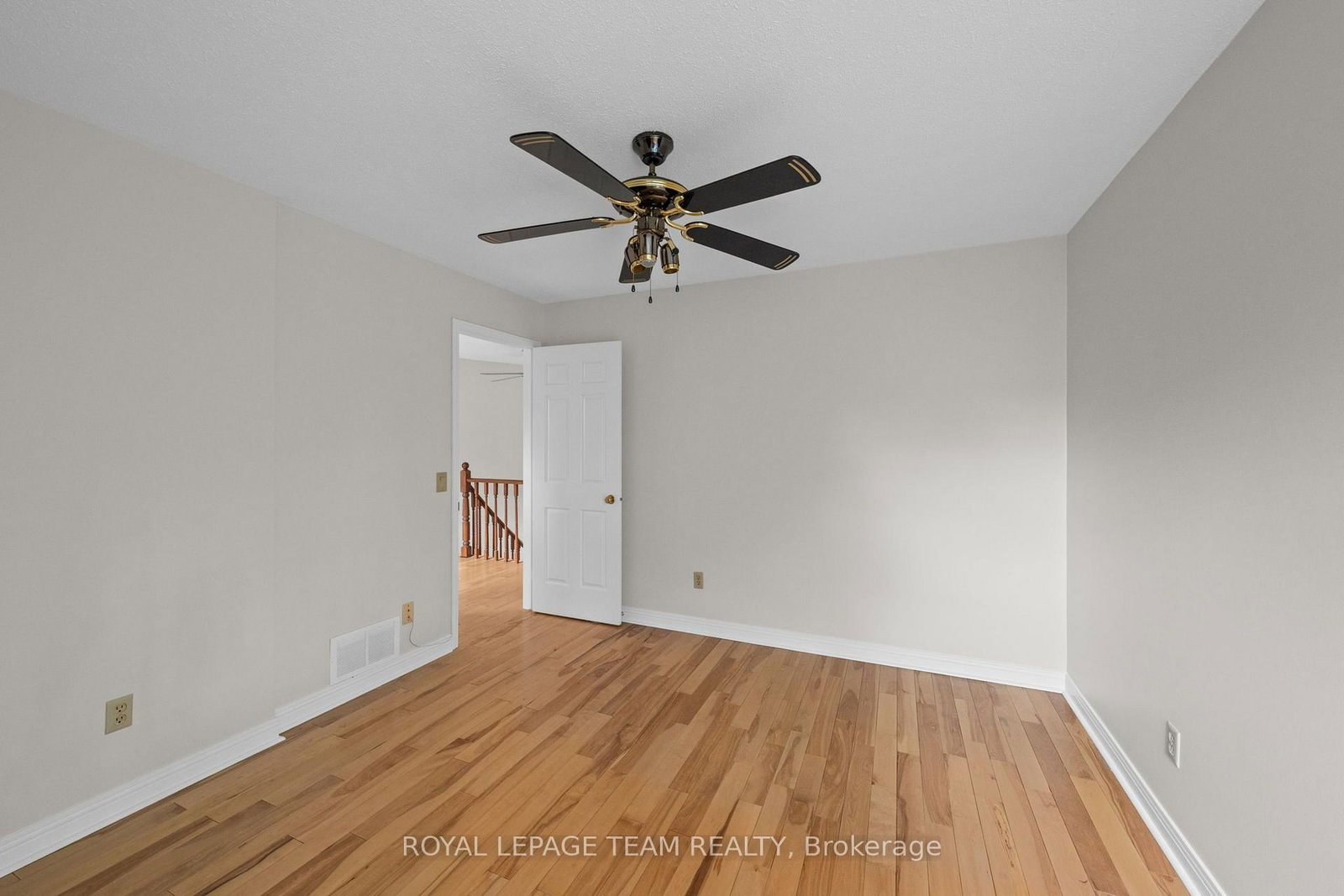 59 Naismith Crescent • Ottawa, ON photo 37