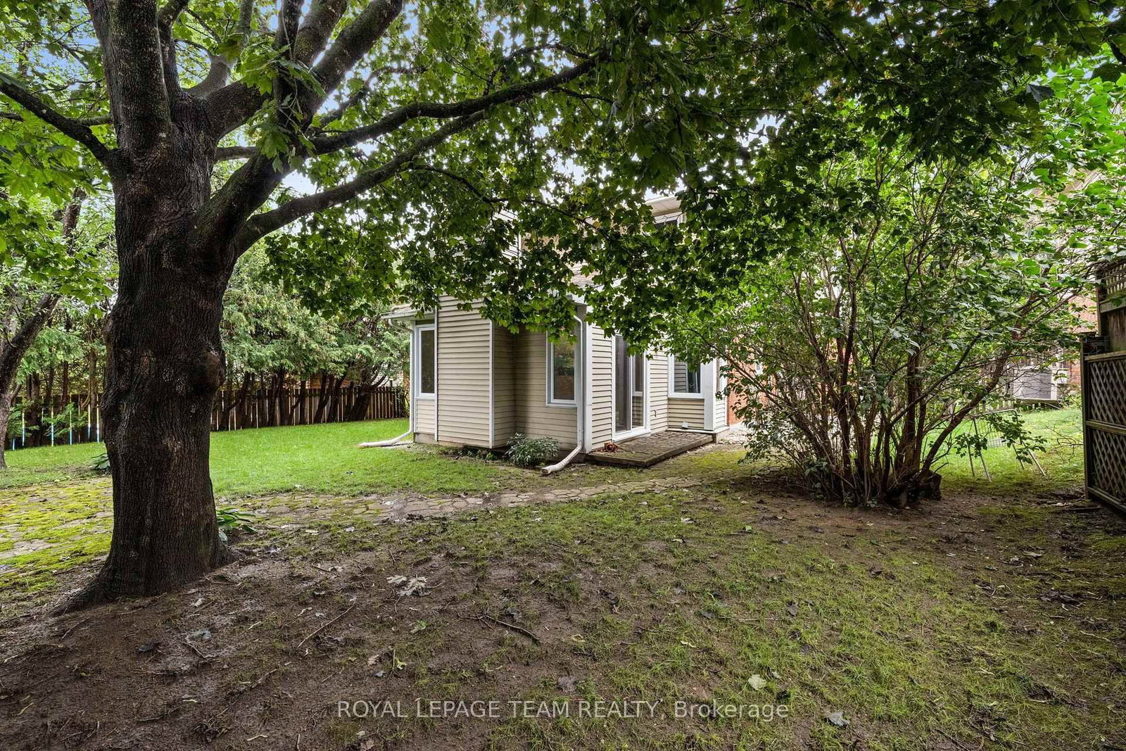 59 Naismith Crescent • Ottawa, ON photo 42