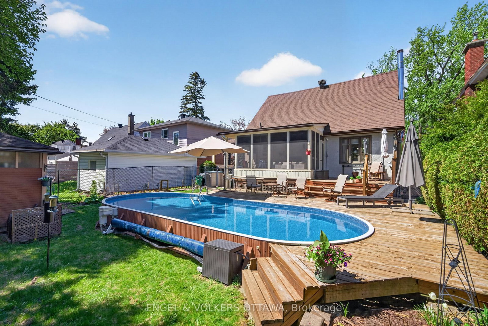 1396 Micmac Street • Ottawa, ON photo 28