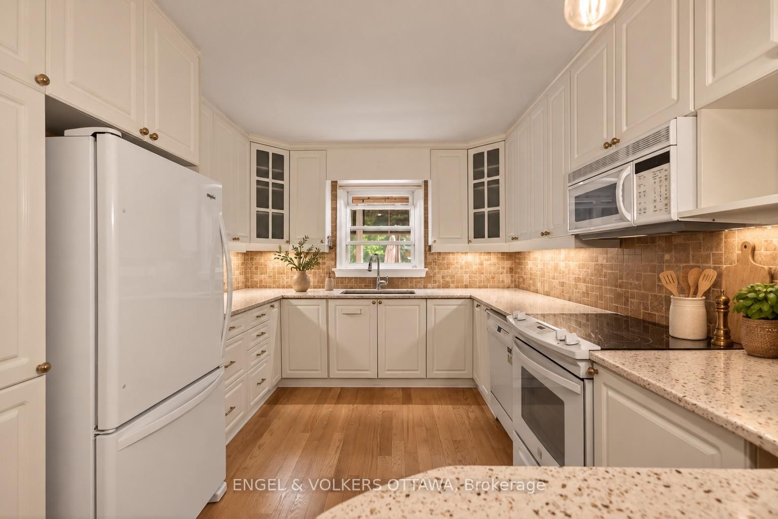 1396 Micmac Street • Ottawa, ON photo 8