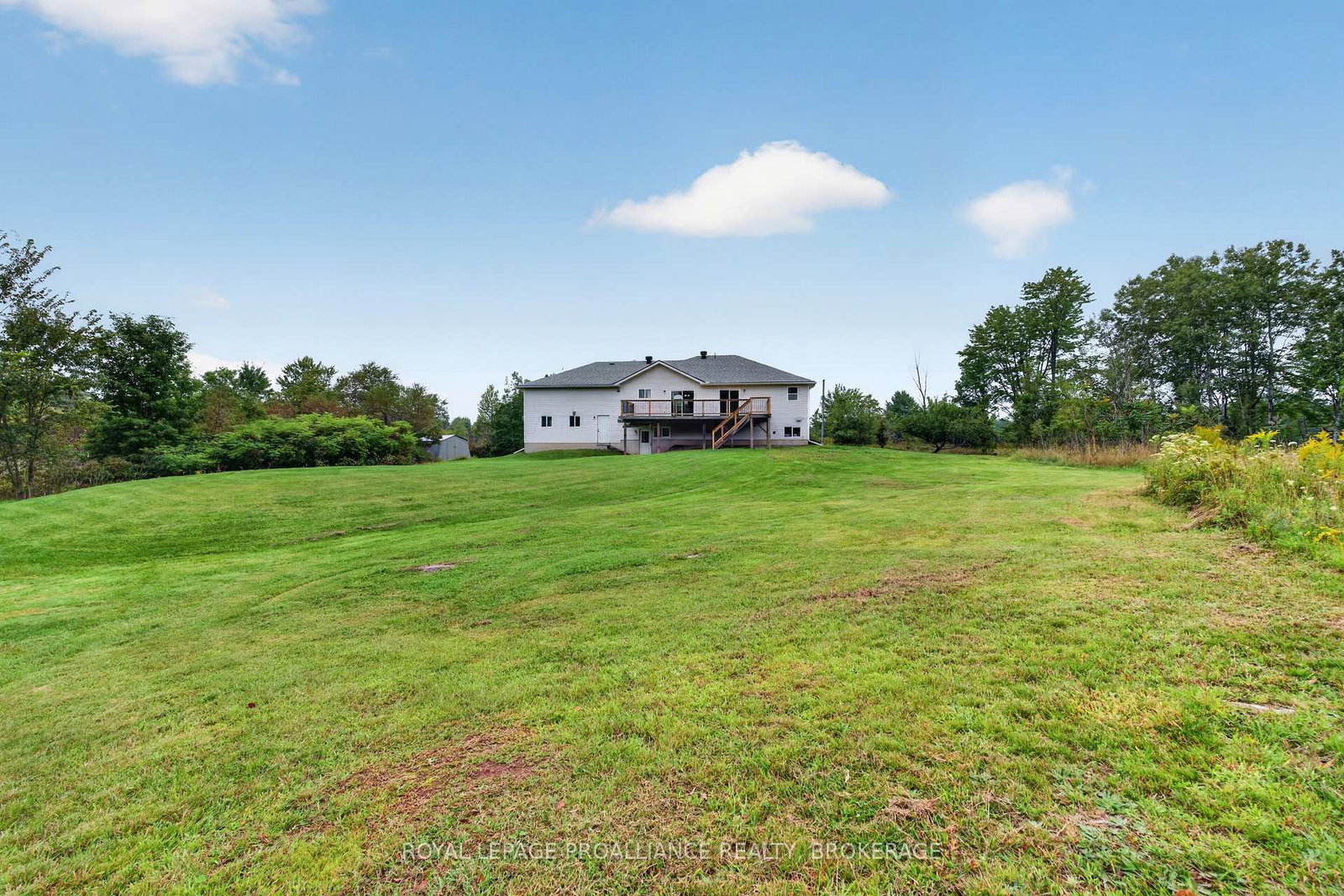1023 Browns Road • Godfrey, ON photo 33
