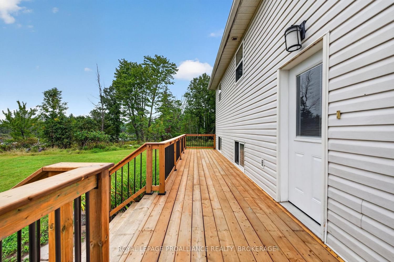 1023 Browns Road • Godfrey, ON photo 4