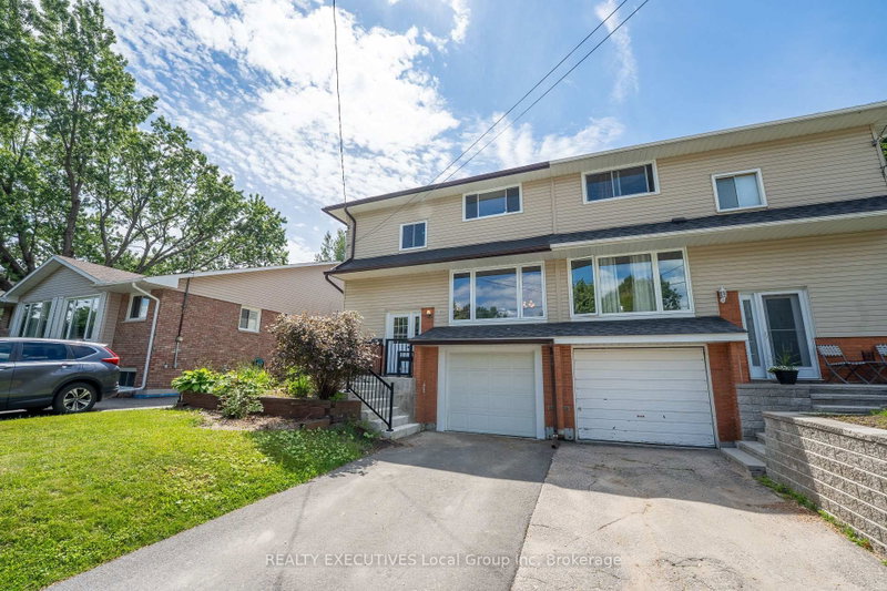 25 Sovereign Drive