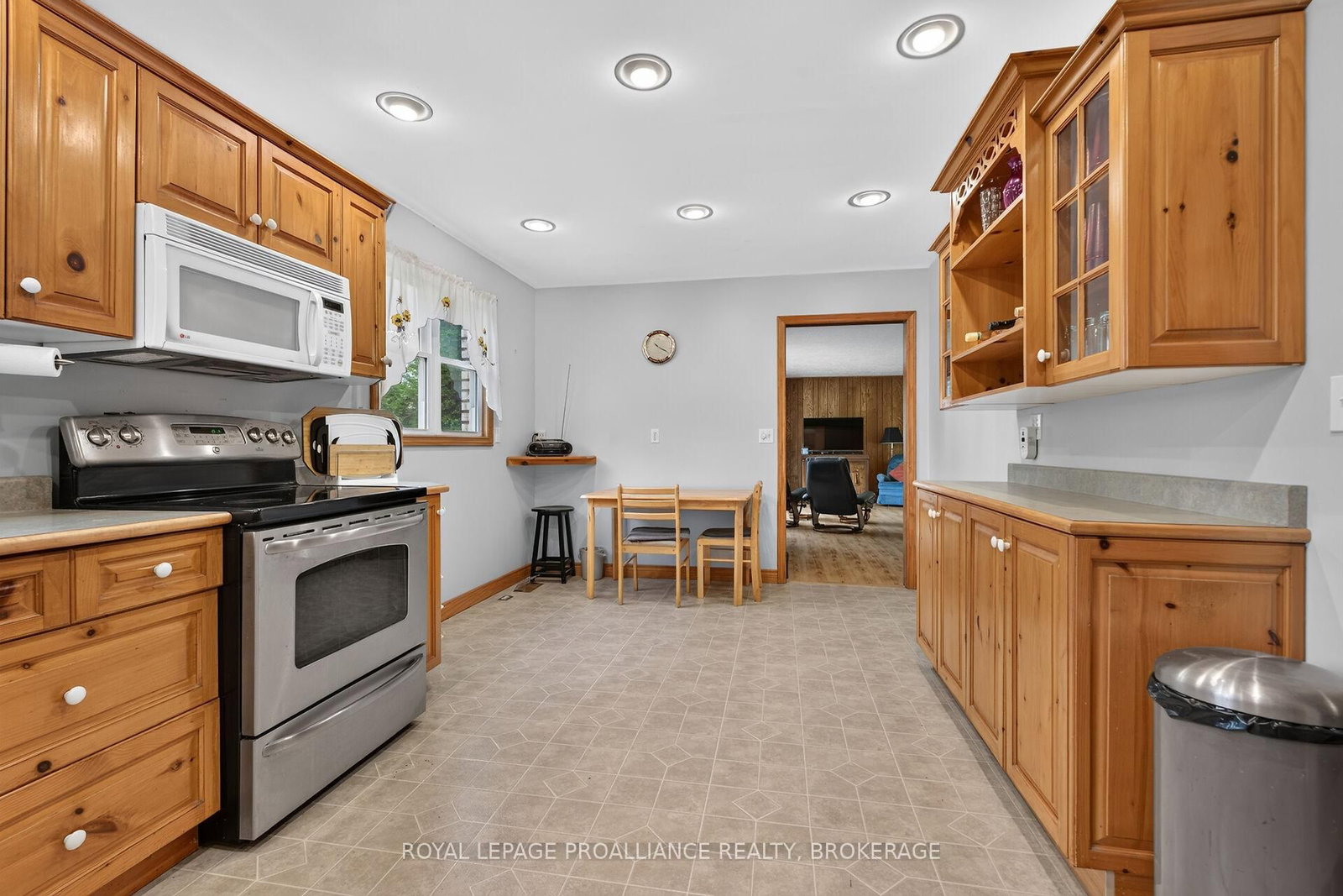 1246 Townline Road • Napanee, ON photo 12