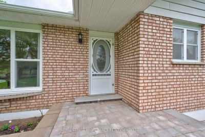 1246 Townline Road • Napanee, ON photo 3