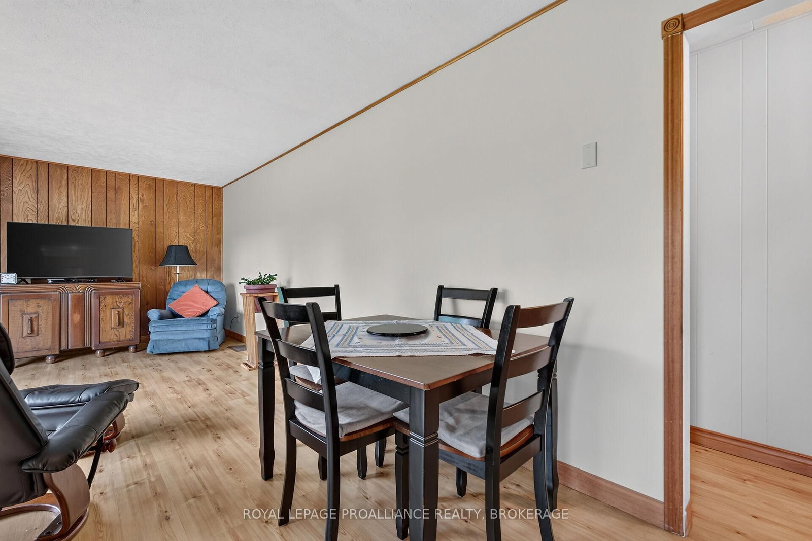 1246 Townline Road • Napanee, ON photo 6