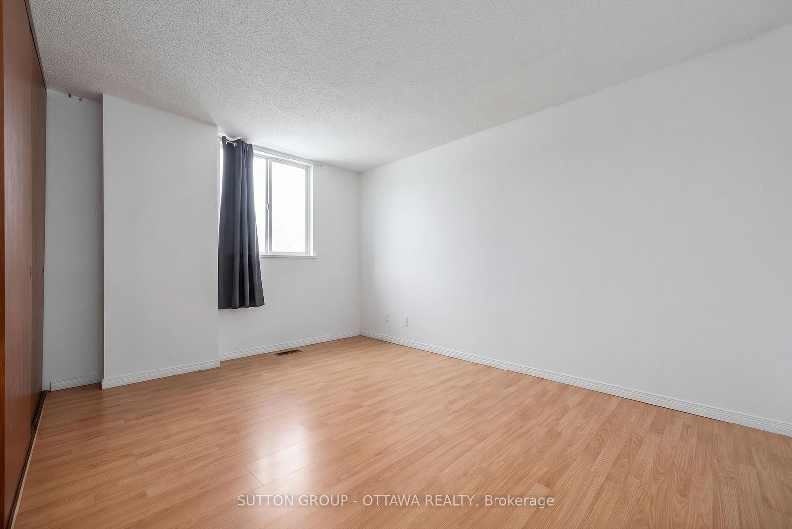 516-2000 Jasmine Cres, Ottawa, view 8
