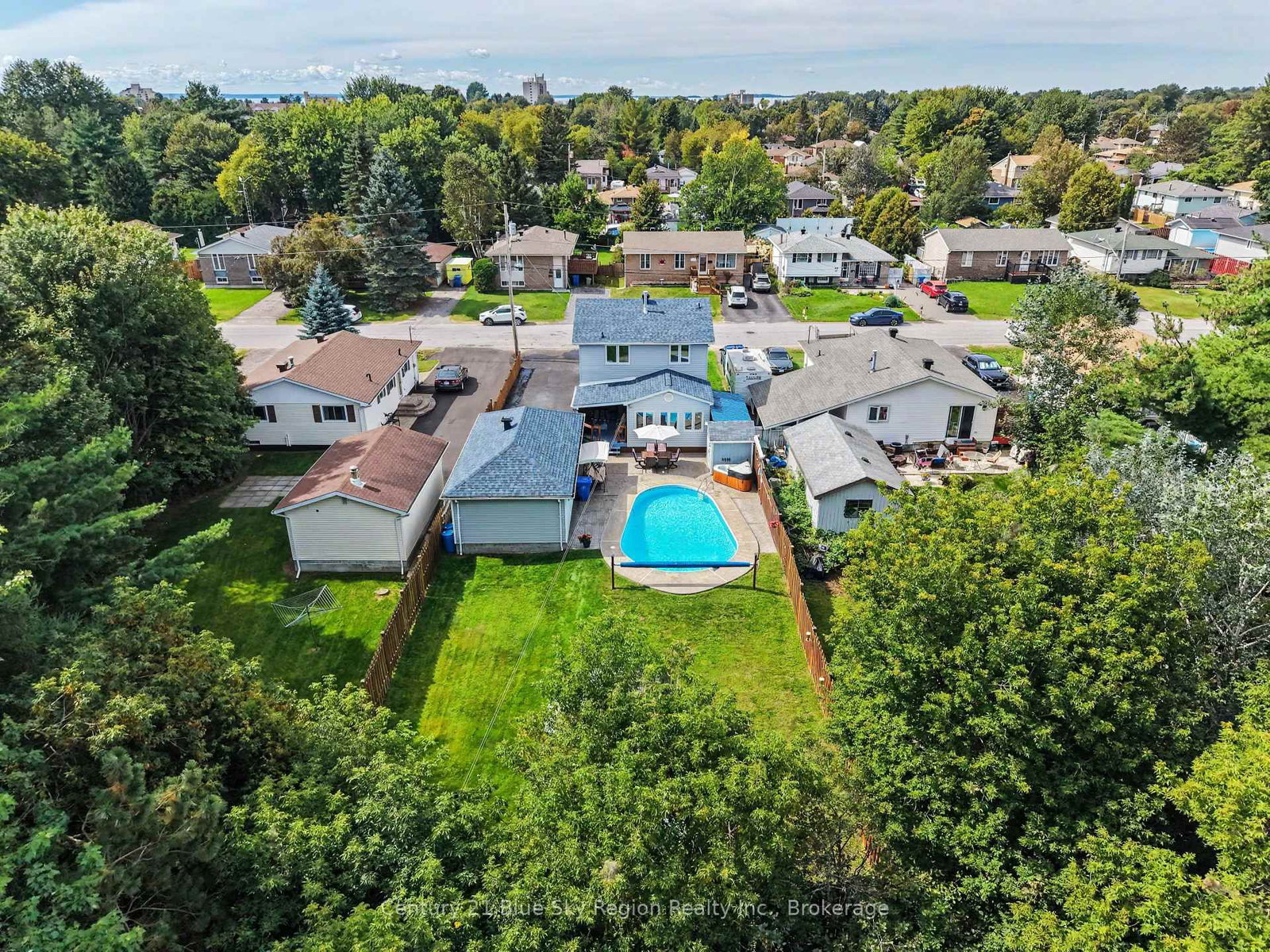 108 Tweedsmuir Drive • North Bay, ON photo 38