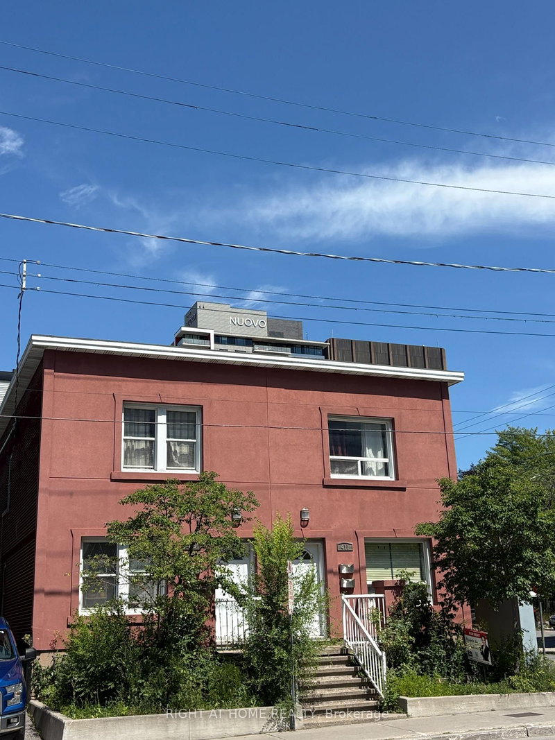 a - 409 Preston Street