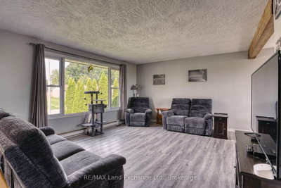 21 Fairview Drive • Arran-Elderslie, ON photo 7