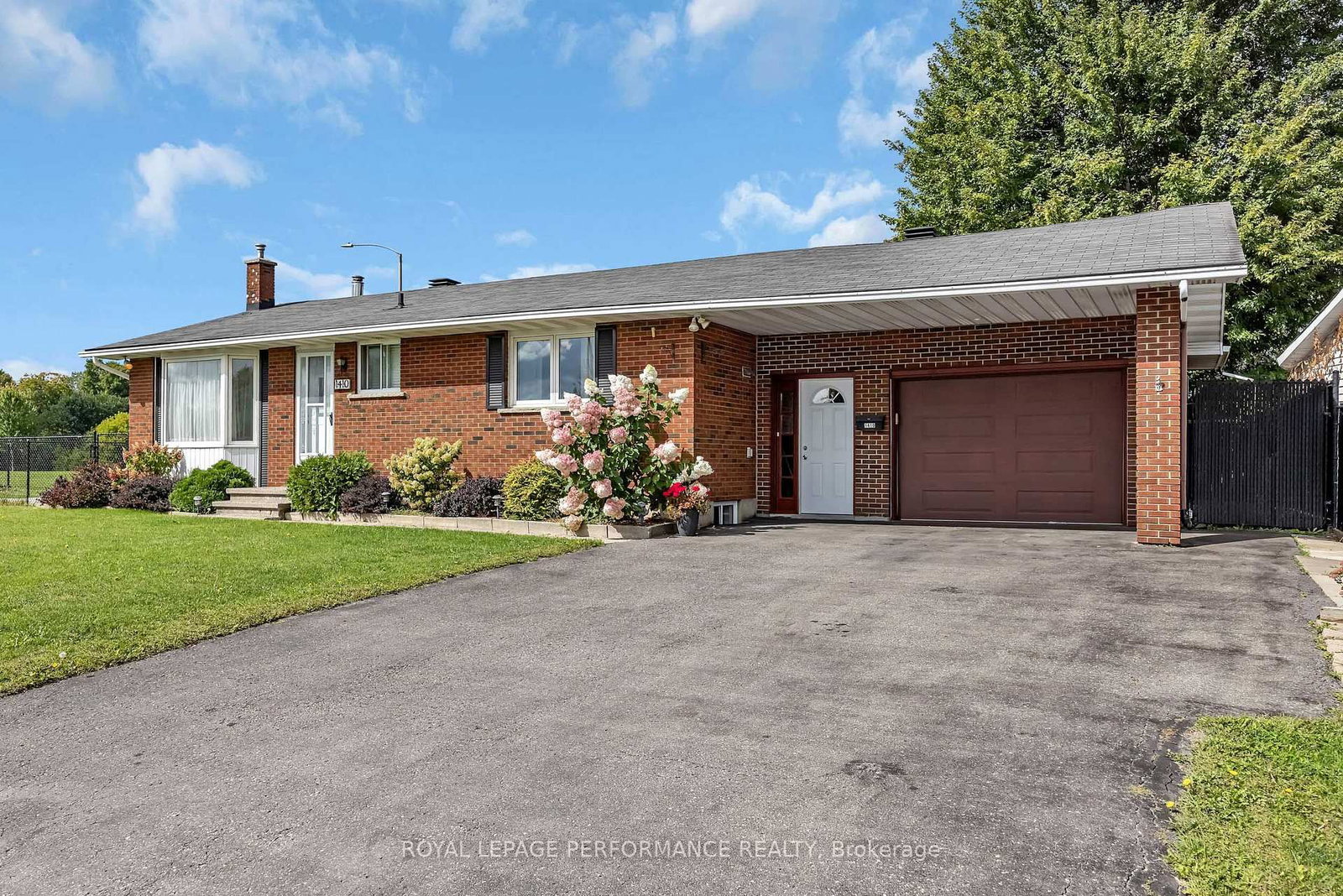 1410 Major Road • Ottawa, ON photo 2