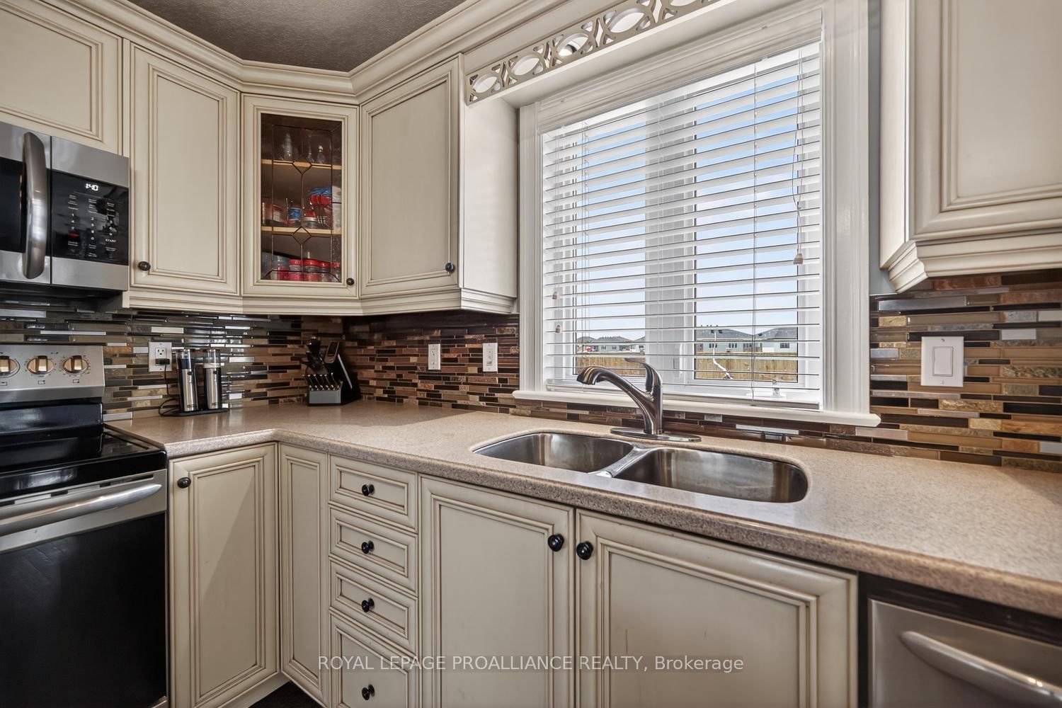 1014 Crestwood Drive • Brockville, ON photo 10