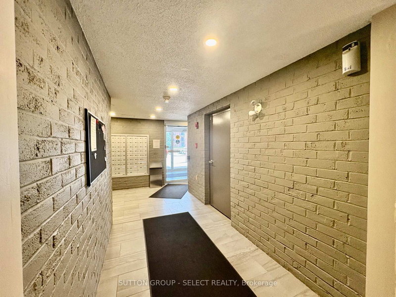 125 - 148 Conway Drive
