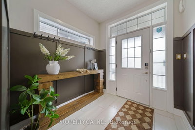 629 Wild Rye Street • Waterloo, ON photo 4