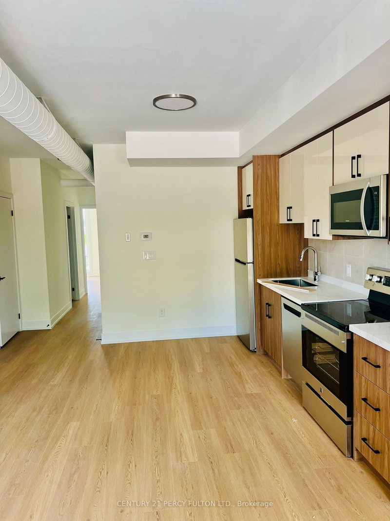 17 - 854 Doon Village Road W