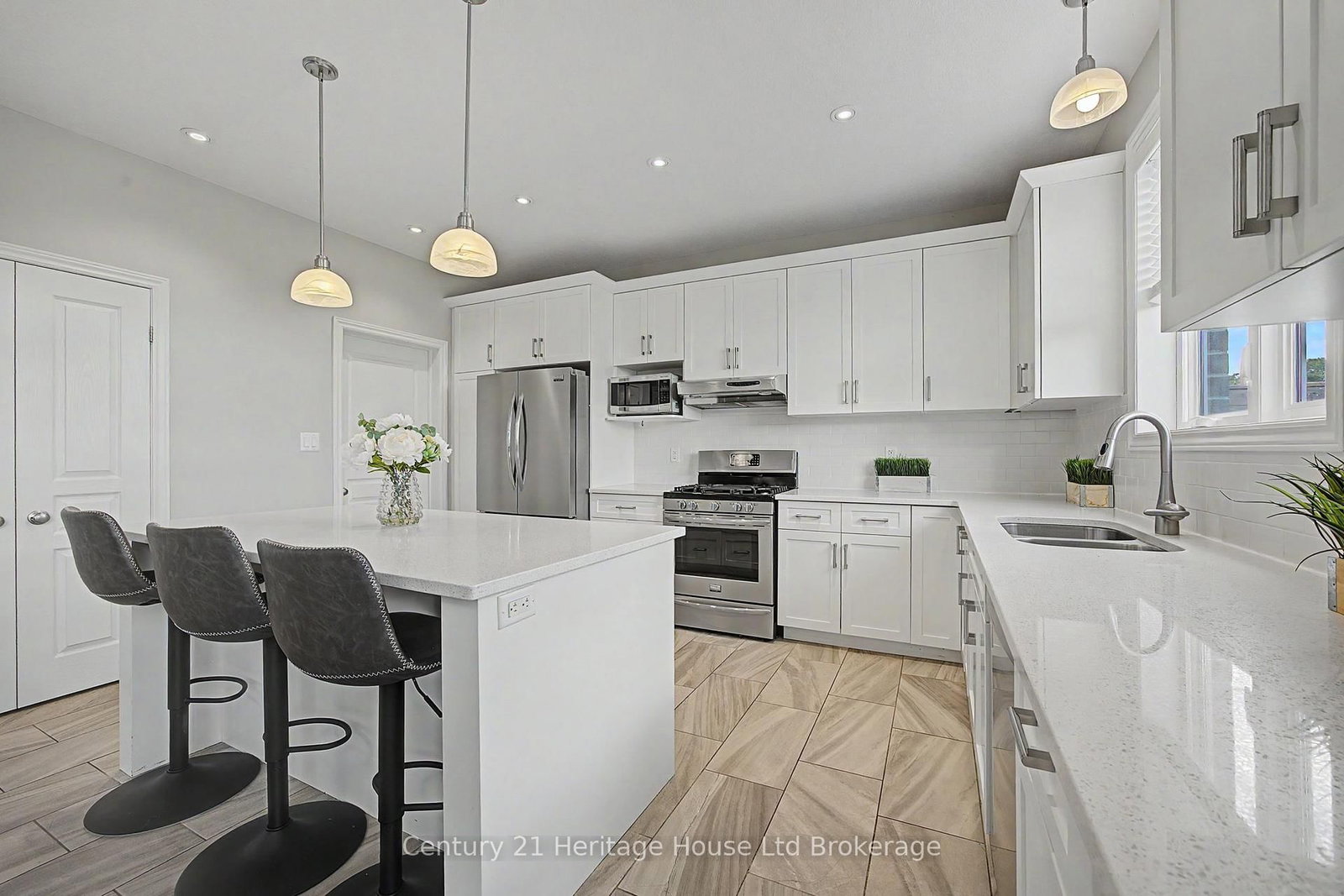 91 Boyd Boulevard • Zorra, ON photo 15