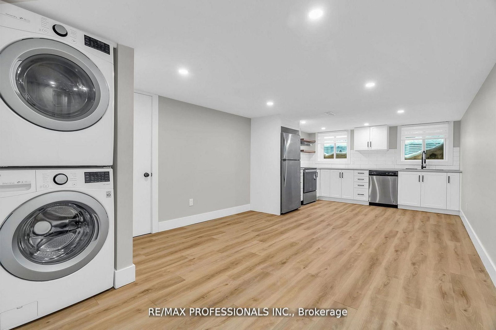Lower - 139 Byron Avenue, Kitchener 4