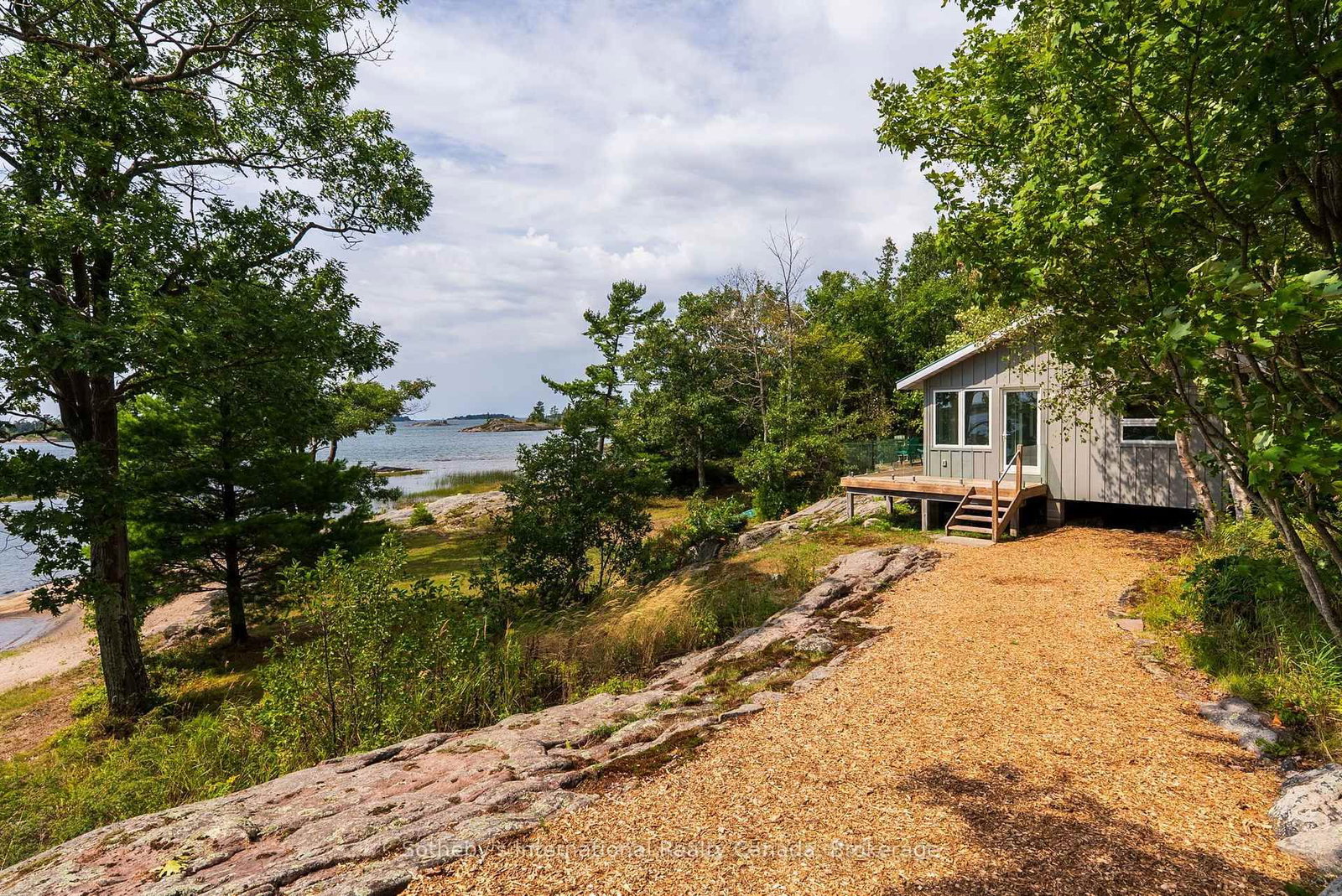 15 & 17 Janet Lane • Carling, ON photo 8