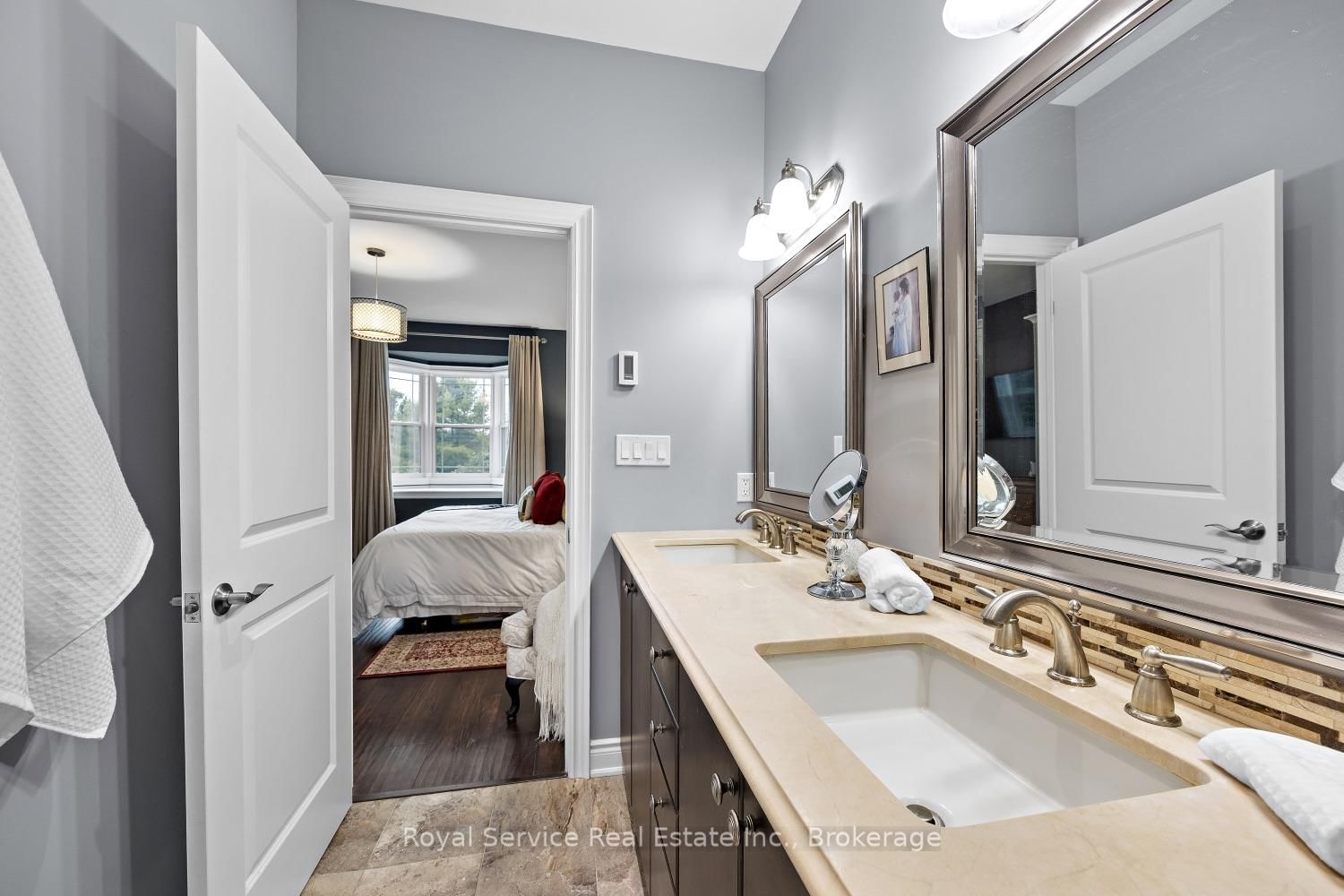51 Greenaway Circle • Port Hope, ON photo 11