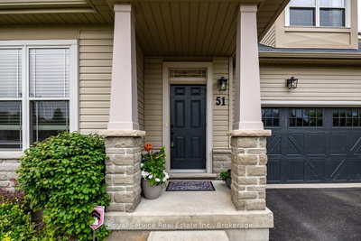 51 Greenaway Circle • Port Hope, ON photo 2