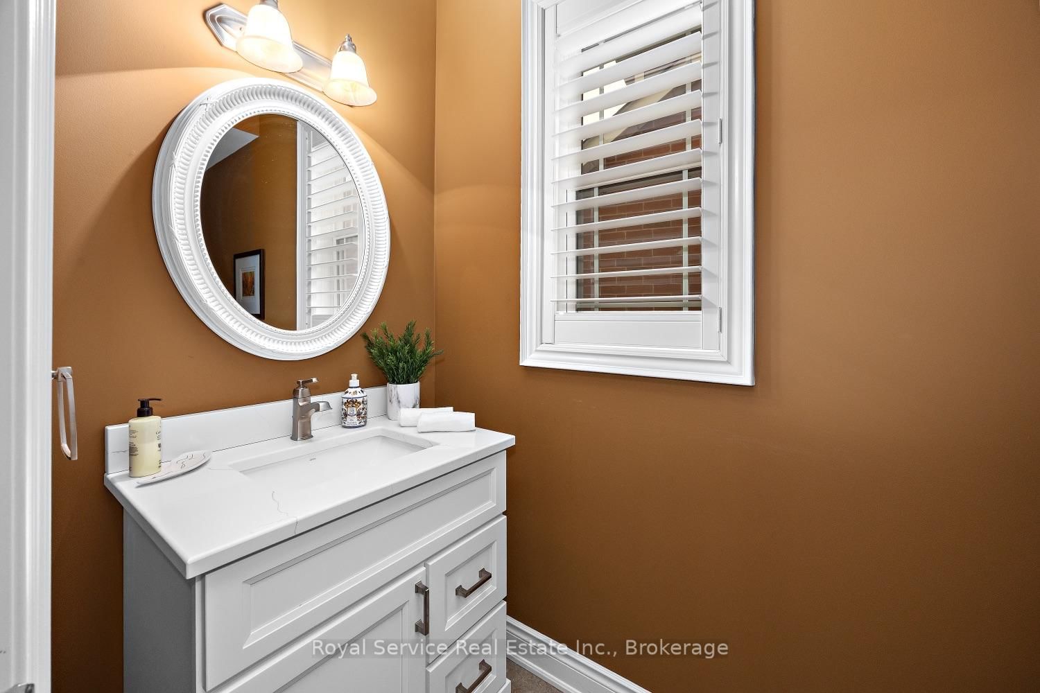 51 Greenaway Circle • Port Hope, ON photo 5