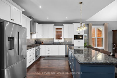 51 Greenaway Circle • Port Hope, ON photo 8
