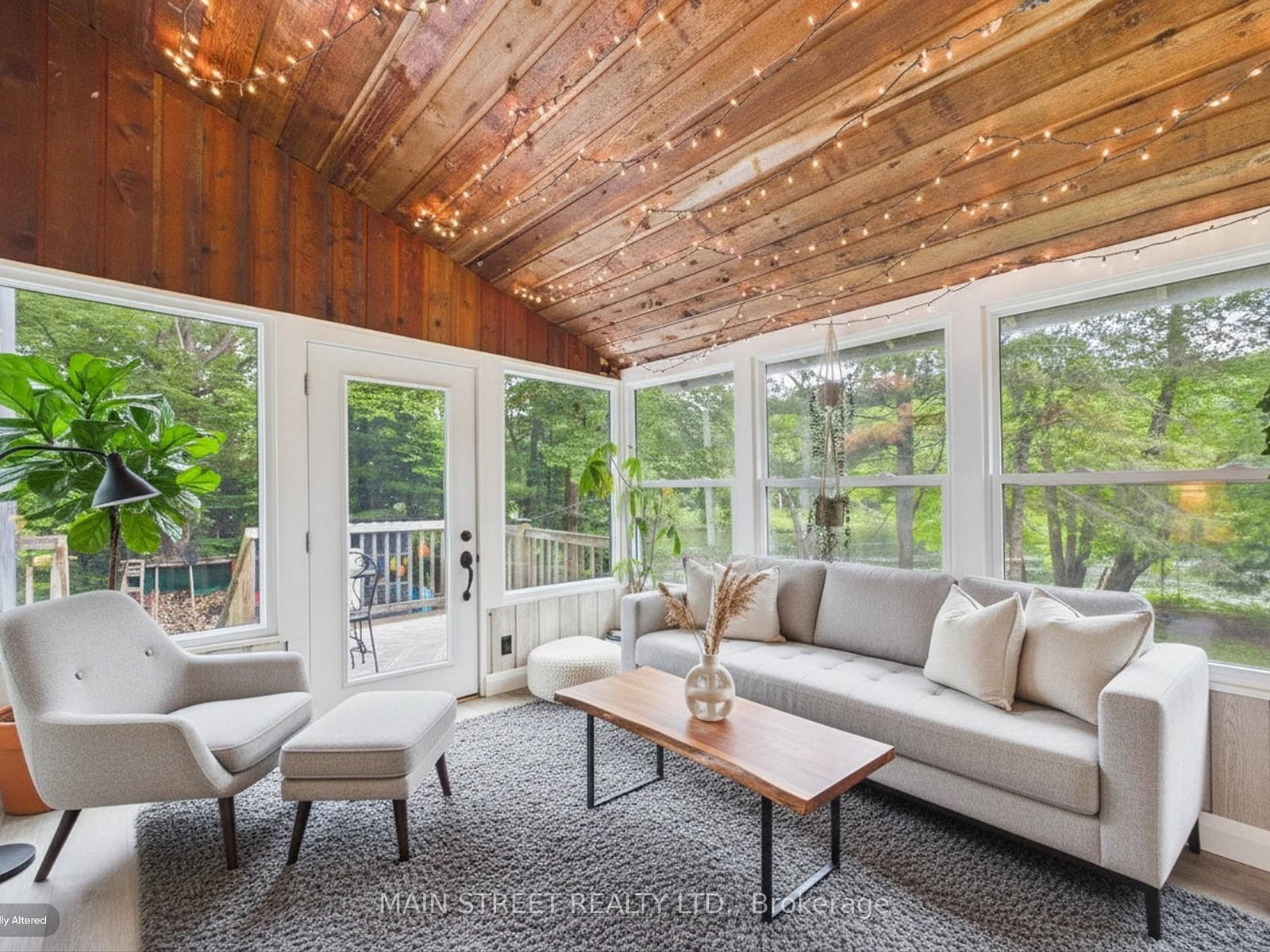 1063 SHERWOOD FOREST Road • Bracebridge, ON photo 12